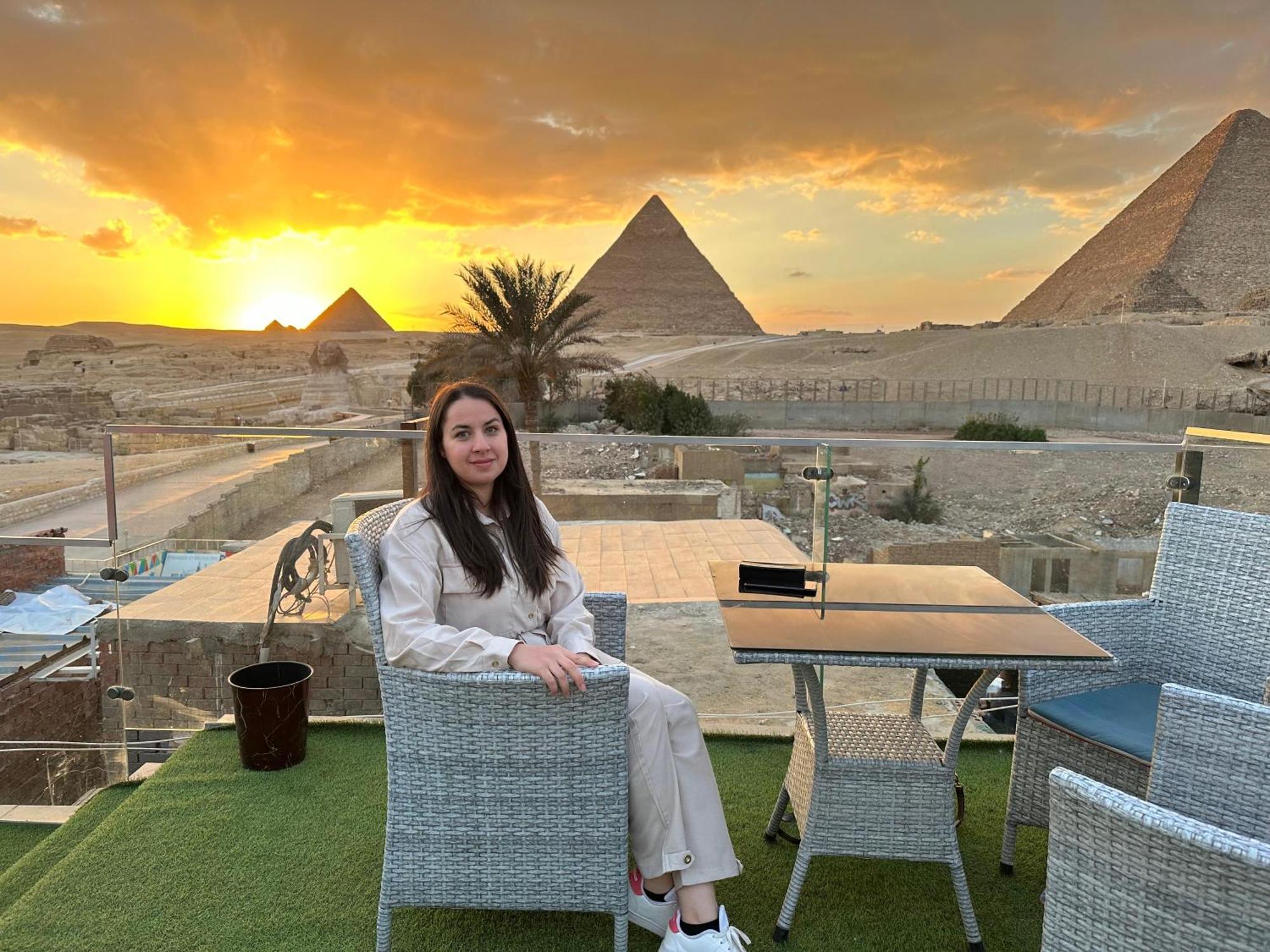Golden Scarab Pyramids Hotel Kafret el-Gabal Extérieur photo