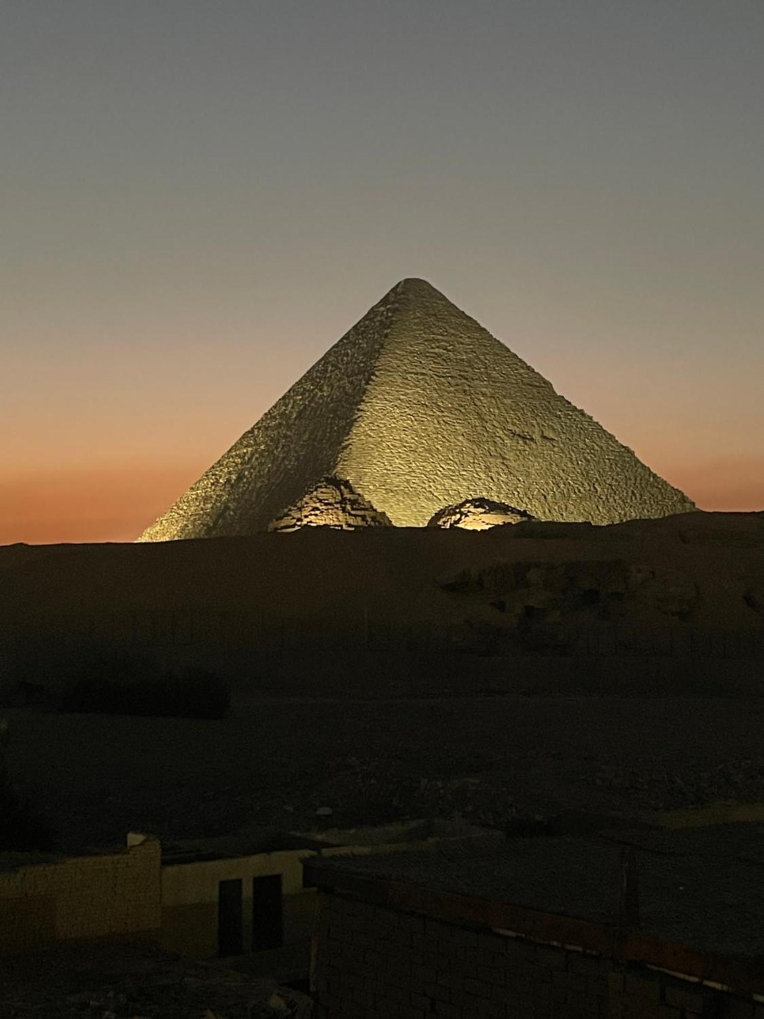 Golden Scarab Pyramids Hotel Kafret el-Gabal Extérieur photo
